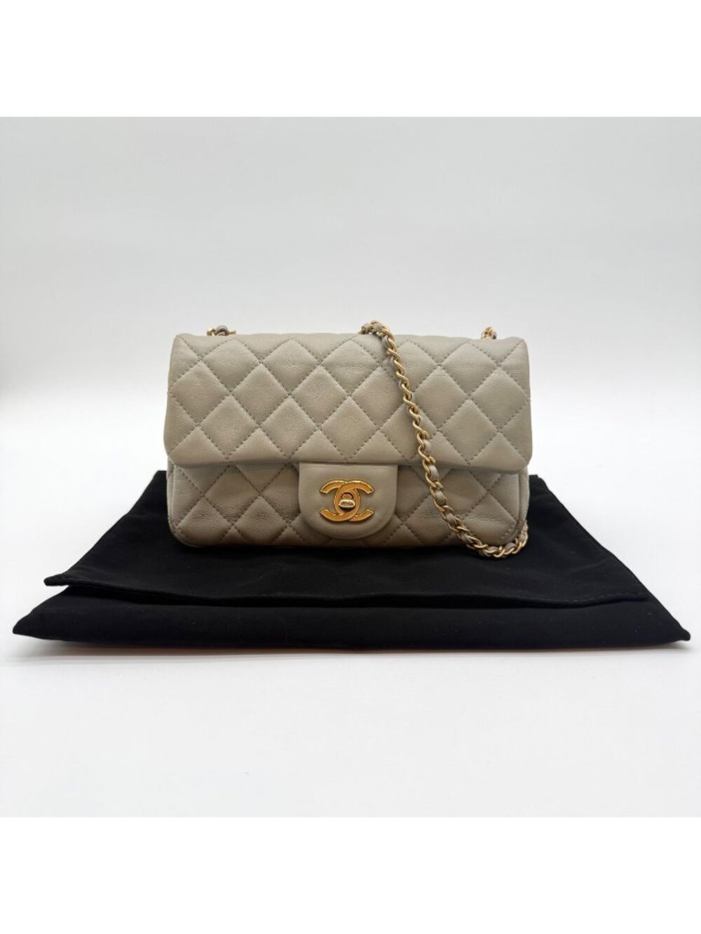 Chanel Mini Matelasse Quilted Lambskin Shoulder Bag Gray Plate